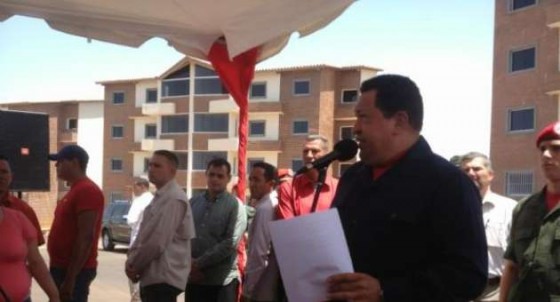 chavez entrega viviendas mision vivienda estado bolivar caroni
